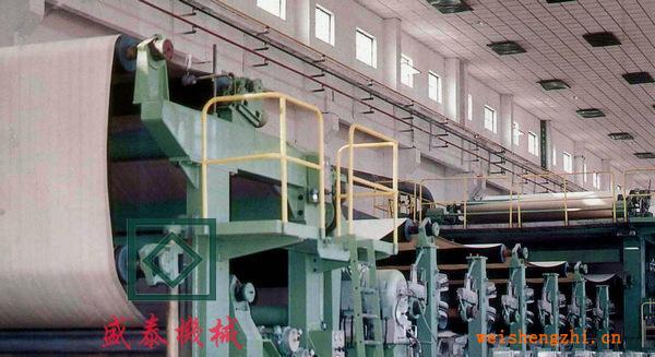 1092型牛皮、掛面紙造紙機、造紙機械設(shè)備