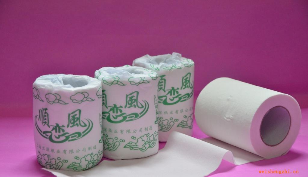 廠家直銷順風(fēng)戀順風(fēng)生活用紙，家庭卷紙，帶包裝，可按需求定做。